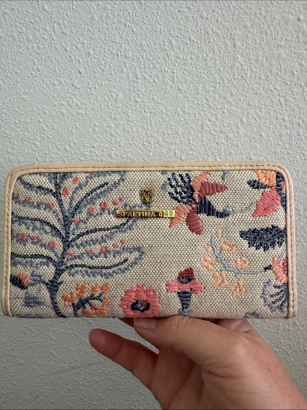 Spartina 449 Embroidered Floral Zip Wallet in Blush, Navy & Cream